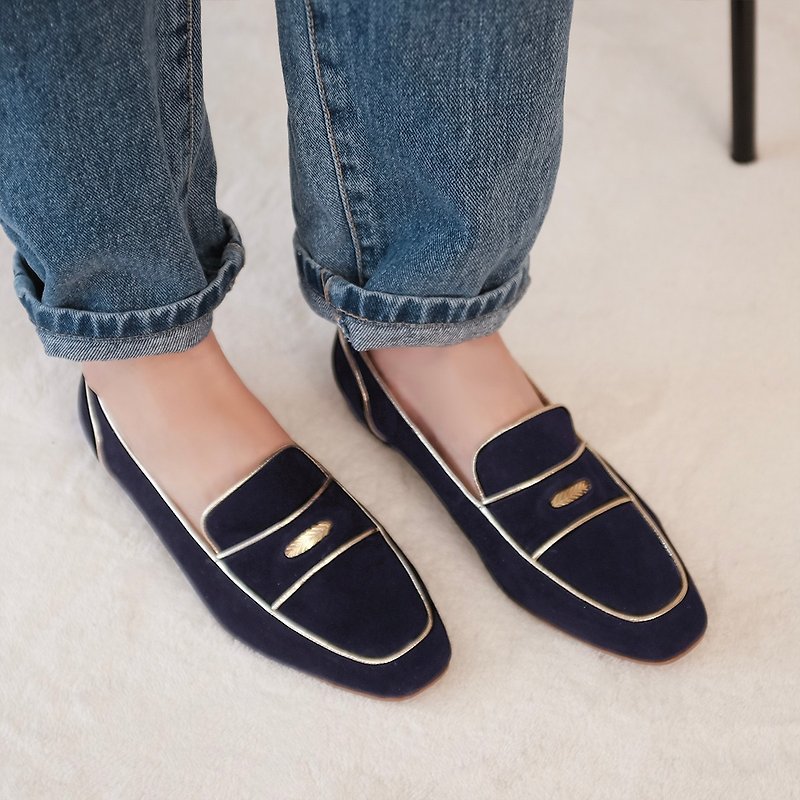 Lucky Lucky Shoes! Gold piping feather loafers blue full leather MIT-navy blue - รองเท้าอ็อกฟอร์ดผู้หญิง - หนังแท้ สีน้ำเงิน