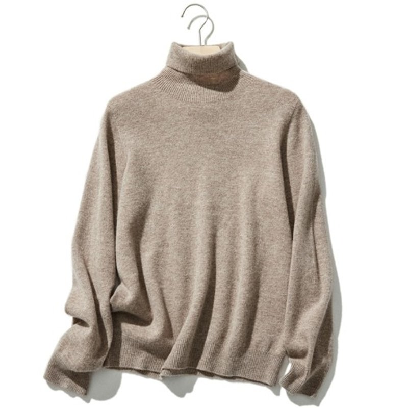 Because it touches your skin, quality matters. 100% Wool Knit Seamless Construction Turtleneck Mocha 231017-3 - เสื้อผู้หญิง - ขนแกะ 