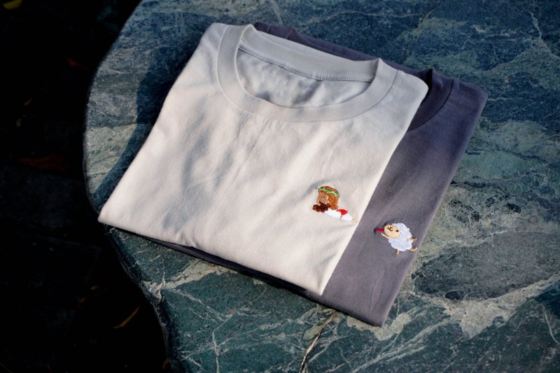 刺繡純棉Tee - 女 T 恤 - 棉．麻 