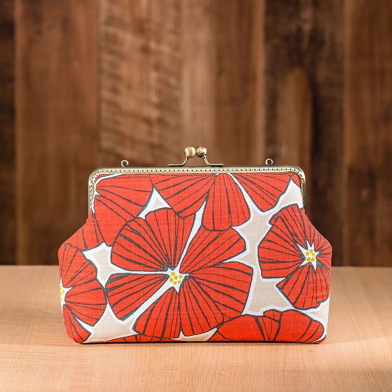 【94 Blossoming Red Flowers】Square metal mouth gold bag#随身包#古着#日式#Lovely - Messenger Bags & Sling Bags - Cotton & Hemp Red
