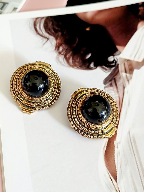 老時光製造所 vintage jewelry 古銅立體亮黑圓盤造型夾式耳環