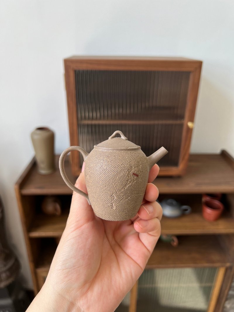 灼器 笠翁 手作 100cc 极品陈腐老段 老味十足 型体高雅 手作 - 茶壺/茶杯/茶具 - 陶 灰色