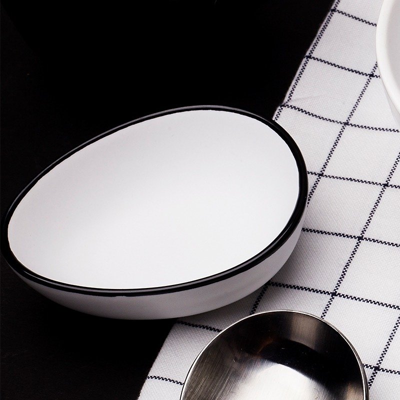 [JOYYE ceramic tableware] set of 2 birds according to the egg type seasoning dish - จานเล็ก - เครื่องลายคราม 