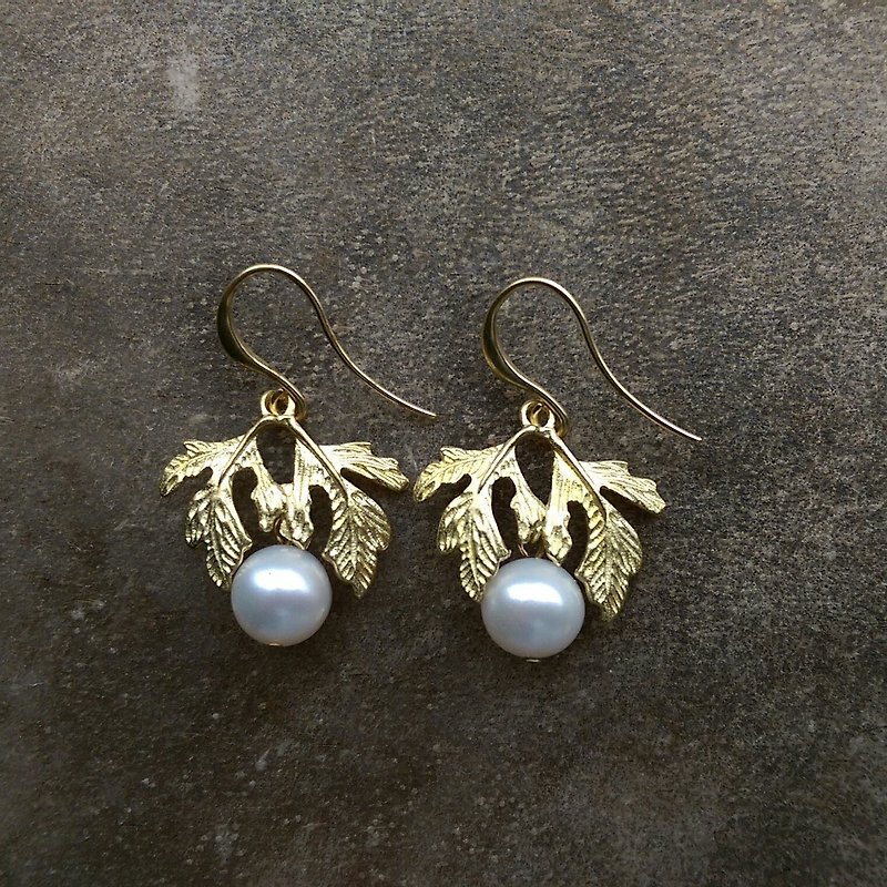 Retro Futaba freshwater pearl earrings - Earrings & Clip-ons - Gemstone 