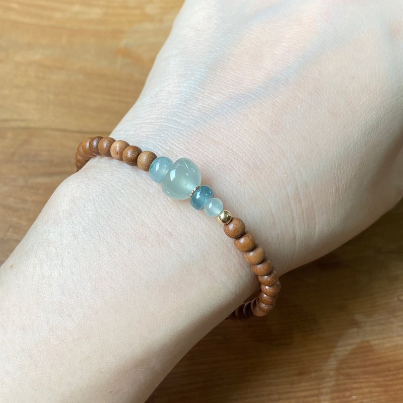 読取翠-ナチュラルビルマエメラルドxインドインディアンラオシャンブラックミートサンダルウッドデザインブレスレット - ブレスレット - 木製 ゴールド