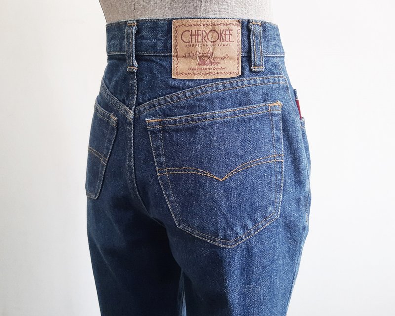 25 Waist Vintage CHEROKEE Blue Tapered Jeans Womens High Waisted Slim Fit Jeans - 男長褲/休閒褲 - 棉．麻 藍色