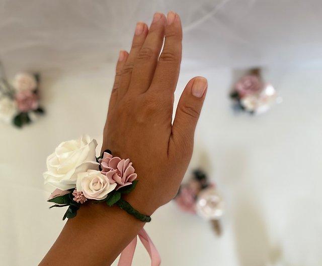 Blush Pink Flower Wrist Corsage bridesmaids Wrist Corsage 