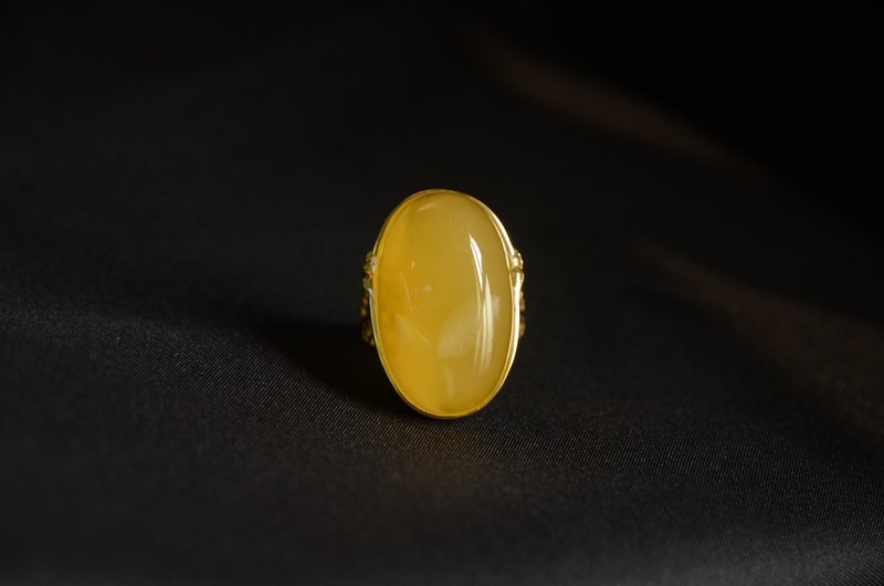 【琥珀 ナチュラル琥珀リング】 天然琥珀リング フェイス925シルバークロスゴールド雰囲気調整リング - リング・指輪 - 半貴石 イエロー