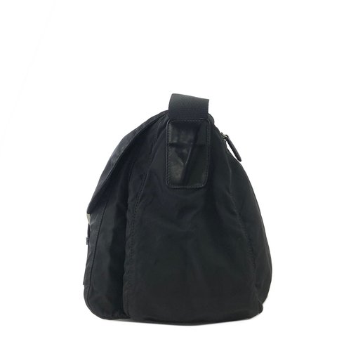 日本直送 名牌中古包 】PRADA プラダ トライアングルロゴ