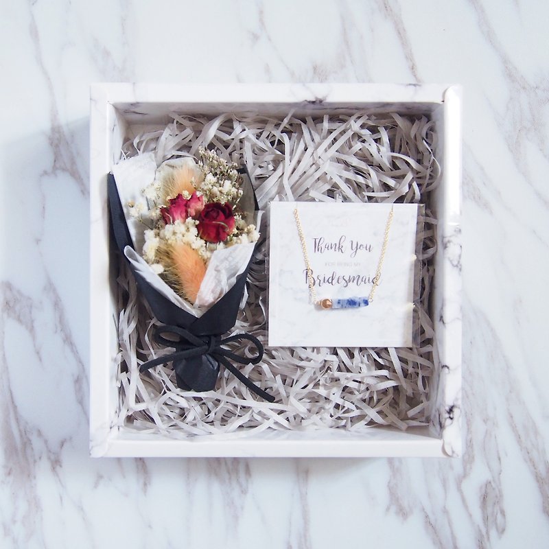 Christmas gift Goody Bag - [girlfriends girl heart blessing bag flower gift set] a dry bouquet + necklace / bracelet 1 - สร้อยติดคอ - โลหะ สีน้ำเงิน
