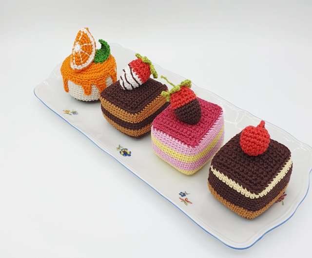 アフタヌーンティーセットのあみぐるみ スイーツ ケーキ ハンドメイド アフタヌーンティーセットのあみぐるみ スイーツ ケーキ