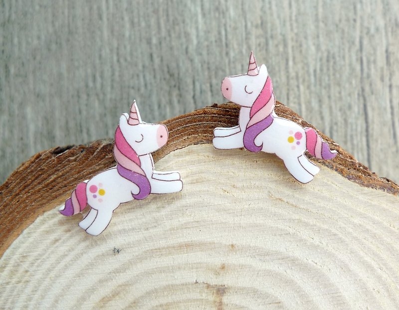 Misssheep-U61-Run ~ Unicorn Cute hand-painted style Unicorn Handmade earrings (ear / ear clip) - ต่างหู - พลาสติก 