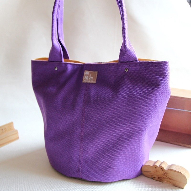 Plain canvas cylinder walking bag, bright purple shoulder bag - กระเป๋าถือ - ผ้าฝ้าย/ผ้าลินิน สีม่วง