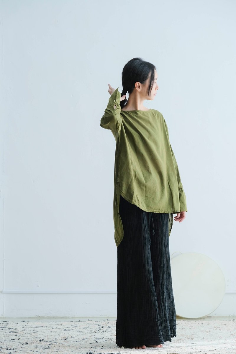 前短後長長袖圓領上衣 / 慕斯布 橄欖綠 - 女上衣/長袖上衣 - 棉．麻 綠色