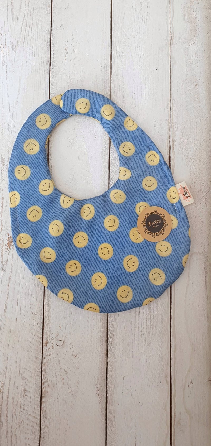 Smiling denim-medium blue-double-sided egg-shaped bib with double-sided cotton in eight-fold yarn. Saliva towel - Bibs - Cotton & Hemp Blue