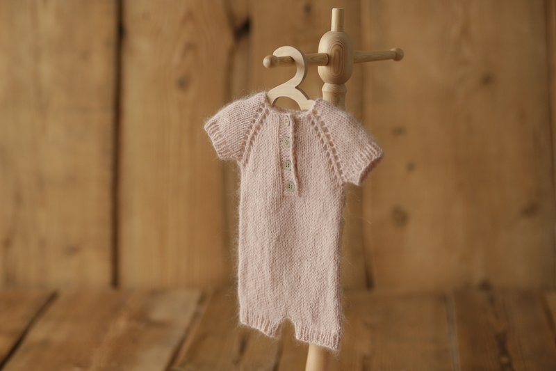 Newborn angora  romper, baby onesie, newborn photo props, - 嬰兒手鍊/飾品 - 羊毛 粉紅色