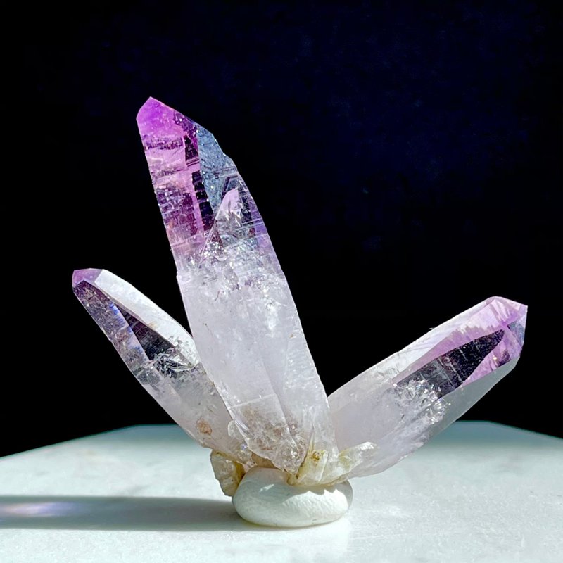 Mineral Crystal of Light / Mexico / Cruz Amethyst / Lemlia - Other - Crystal 