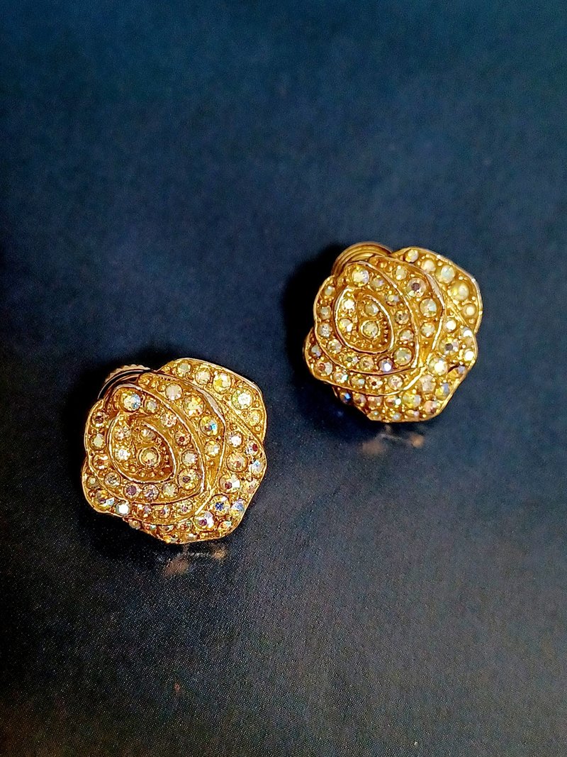 vintage jewelry 古董繁覆極光萊茵山茶花 夾式耳環 - 耳環/耳夾/耳骨夾 - 其他金屬 