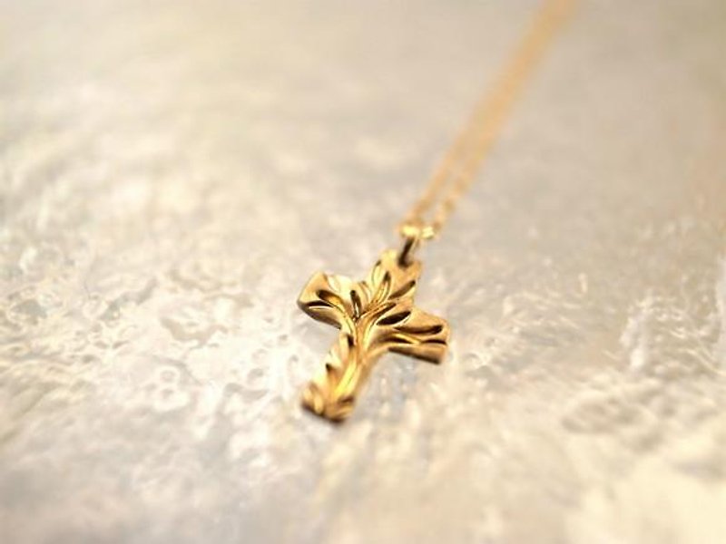 18K Gold Handmade Necklace Cloth for Ladies - สร้อยคอ - เครื่องประดับ สีทอง