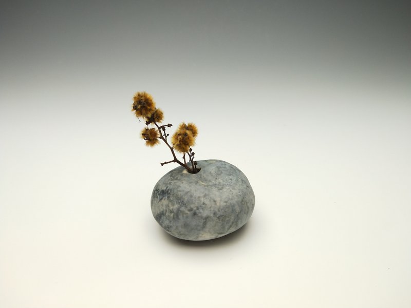 原石小花器 - 花瓶/花器 - 陶 黑色