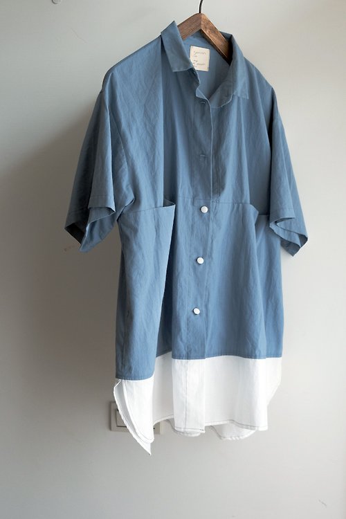AMERRYHEART寬寬製造 煙霧藍拼接 寬版短袖襯衫