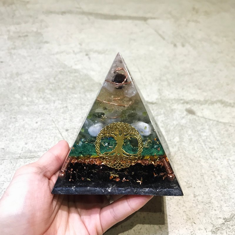 客製化奧鋼能量塔-圖為客訂分享 - 擺飾/家飾品 - 水晶 