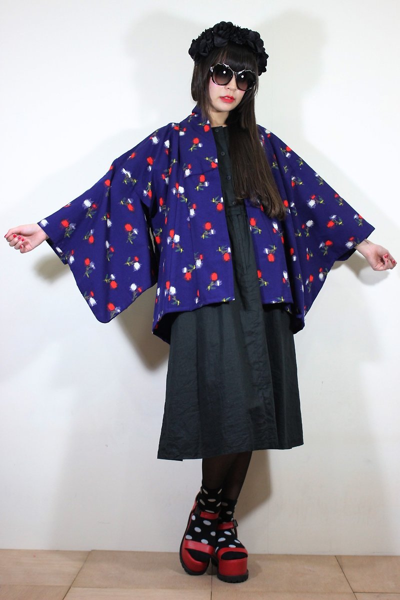 F2075(日本製和服)(Vintage)藍色花紋排列日本和服羽織(はおり) - 女大衣/外套 - 棉．麻 藍色