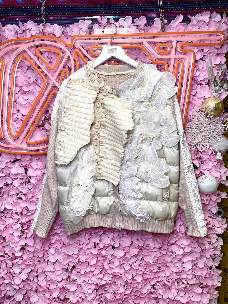 OTT Unique•Unique Japanese heavy-duty beige cotton knitted lace embroidered beaded jacket - เสื้อโค้ทผู้ชาย - ขนแกะ ขาว