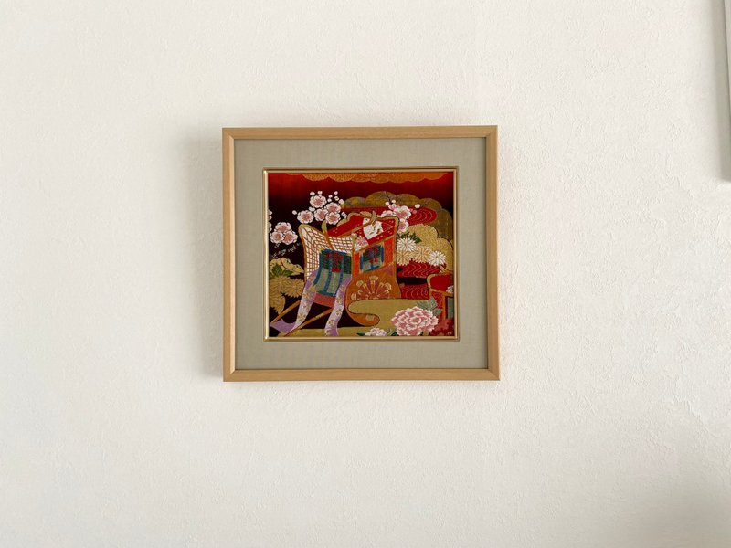 The art panel made from Japanese bride Kimono　GOSYO GURUMA　032 - ของวางตกแต่ง - ผ้าไหม สีแดง