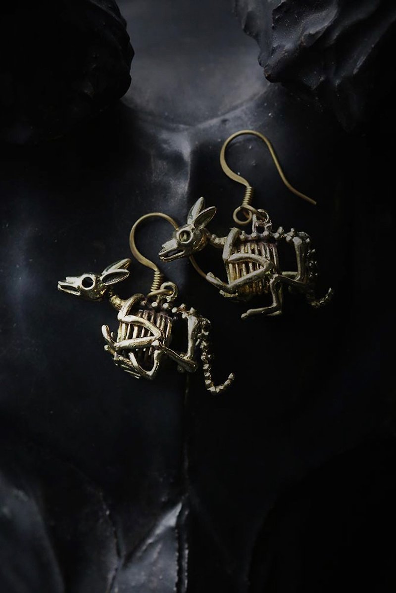 Rabbit Skeleton Earrings By Defy. - 耳環/耳夾 - 其他金屬 