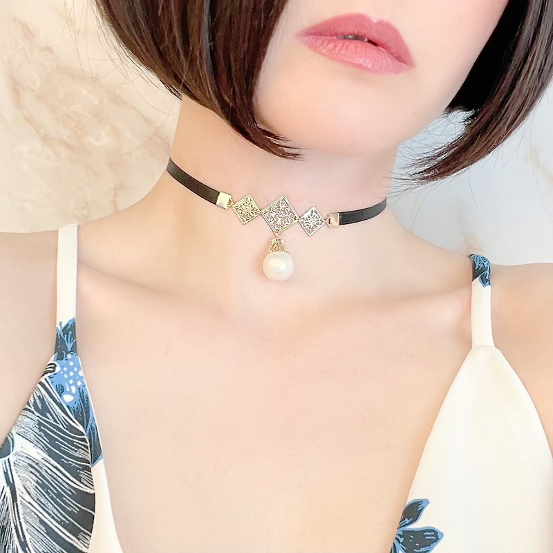 Whisper of the Moon / Pearl and Black Ribbon Choker SV003 - Chokers - Other Metals Black