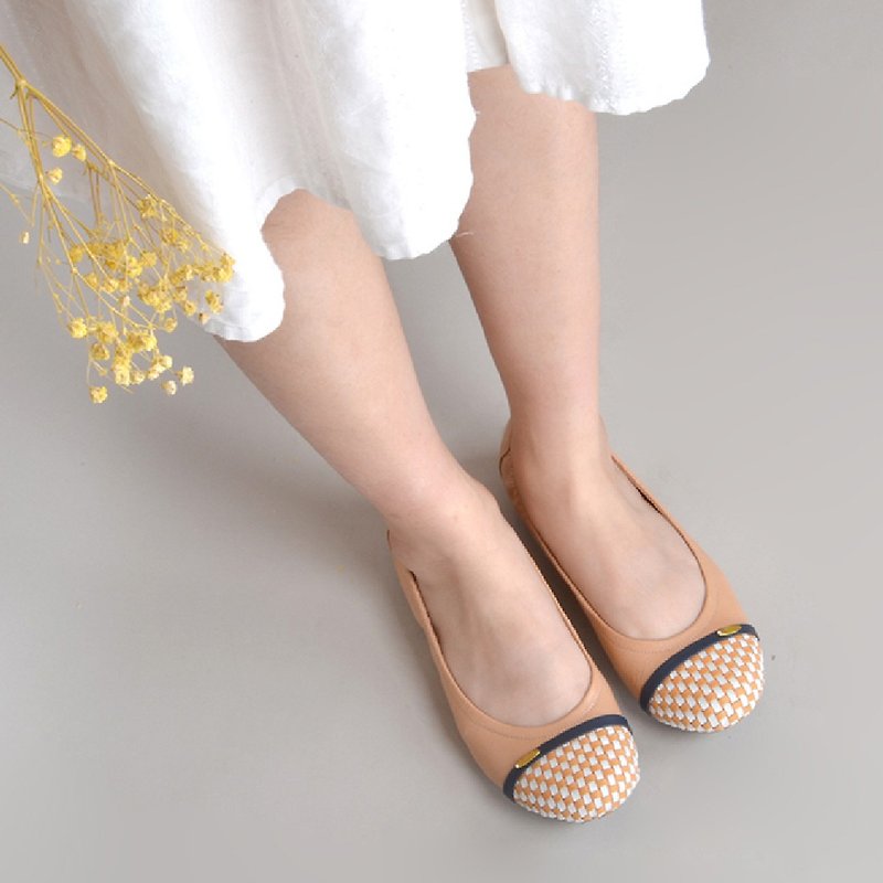 Classic hand-made beans doll shoes braided tangerine - รองเท้าลำลองผู้หญิง - หนังแท้ สีทอง