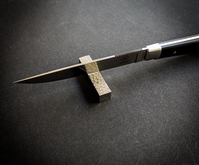 Kikusumi KATURA Kashi 2 Knife Gyuto Set – Damascus Steel Knife Tsuchime  Engraved - 8 Gyuto Chef + 5 Petty Japanese Oak Wa Handle - Kikusumi Knife  SHOP