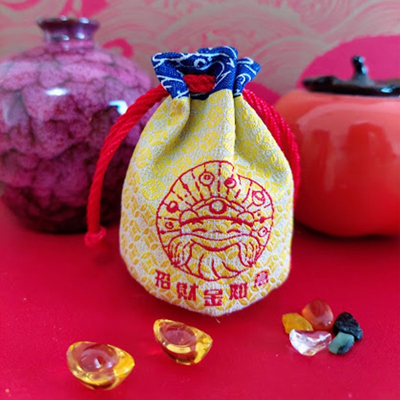 The Earth Gong's treasure bag that attracts wealth and luck, the second treasure bag (silk embroidery), the treasure bag that attracts wealth and luck, the mother's bag of money - Items for Display - Thread Yellow