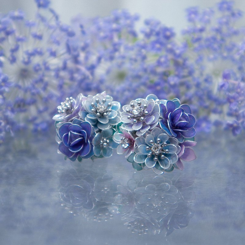 春爛漫の花畑耳飾り数量限定.  紫と緑 - 耳環/耳夾/耳骨夾 - 水晶 藍色