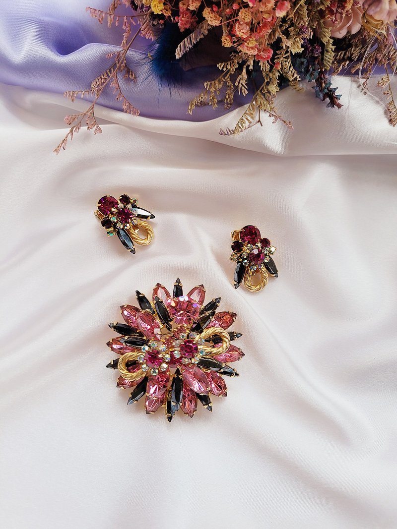 美國西洋古董飾品 / D&E Juliana 黑瑪瑙桃紅北極光鑽/胸針耳環 - 耳環/耳夾/耳骨夾 - 其他金屬 