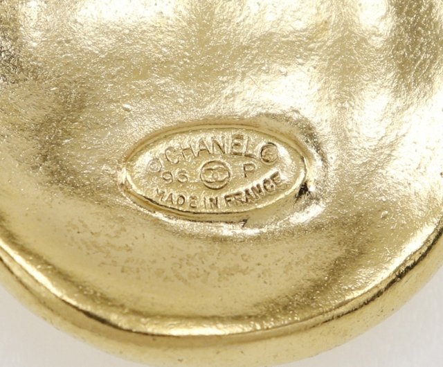 【美品】【刻印96P】CHANEL シャネル　ブローチ　クローバー　ヴィンテージ 日本直送】シャネルCHANEL クローバーブローチ金メッキ96P 約