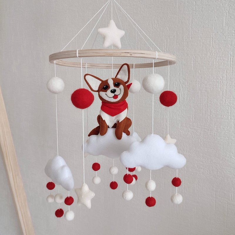 Dog mobile, Corgi baby mobile for crib, baby shower present, expecting mom gift - ของเล่นเด็ก - วัสดุอีโค สีแดง