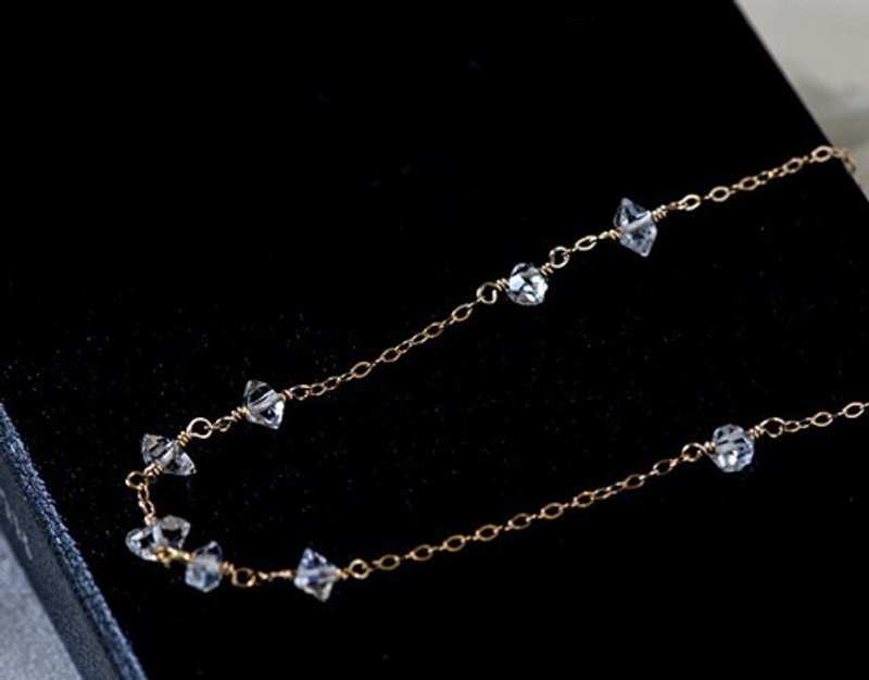 Herkimer Diamond Station Necklace - สร้อยคอ - เครื่องเพชรพลอย 