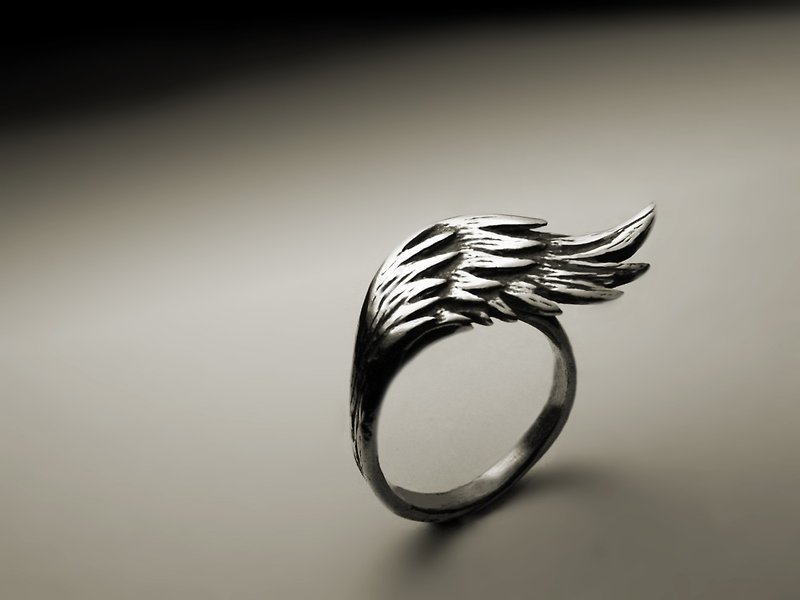 大單翅膀戒指 - 戒指 - 其他金屬 銀色