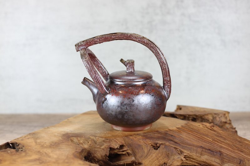 【送禮好物】220ml 天目柴燒 木紋提樑茶壺 葉敏祥手作精品 - 茶壺/茶杯/茶具 - 瓷 