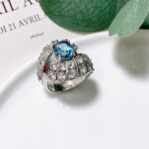 挪亞方舟古董飾品 Vintage Jewelry 【西洋古董飾品】精品整顆天然拓帕石 藍白寶石925純銀手工 戒指