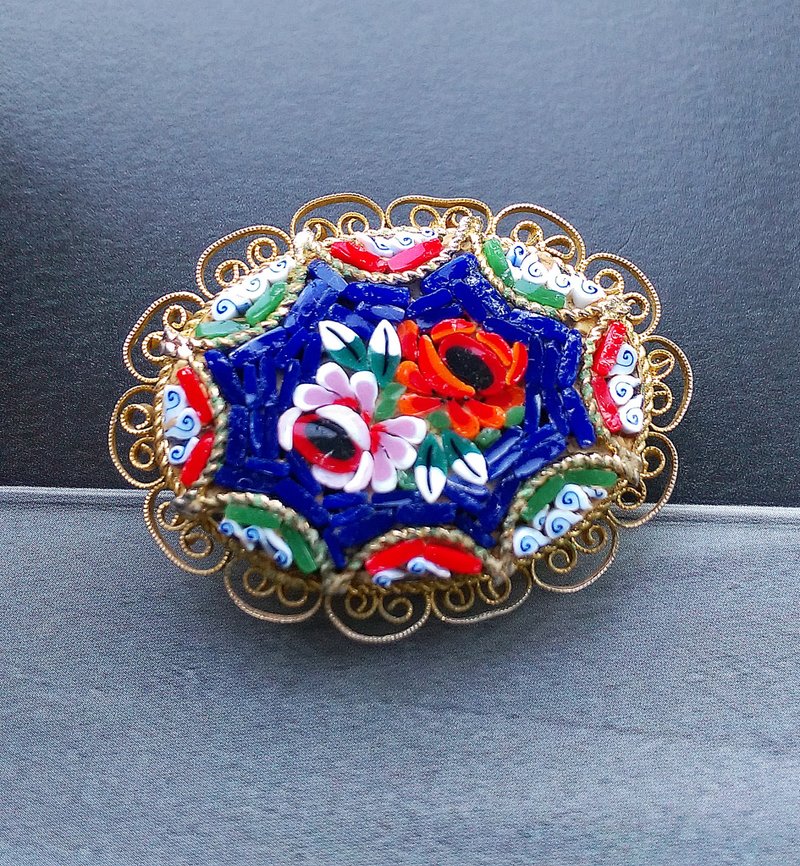 Vintage Jewelry 西洋古董飾品  微型馬賽克 藍底花卉 別針 - 徽章/別針 - 其他金屬 金色