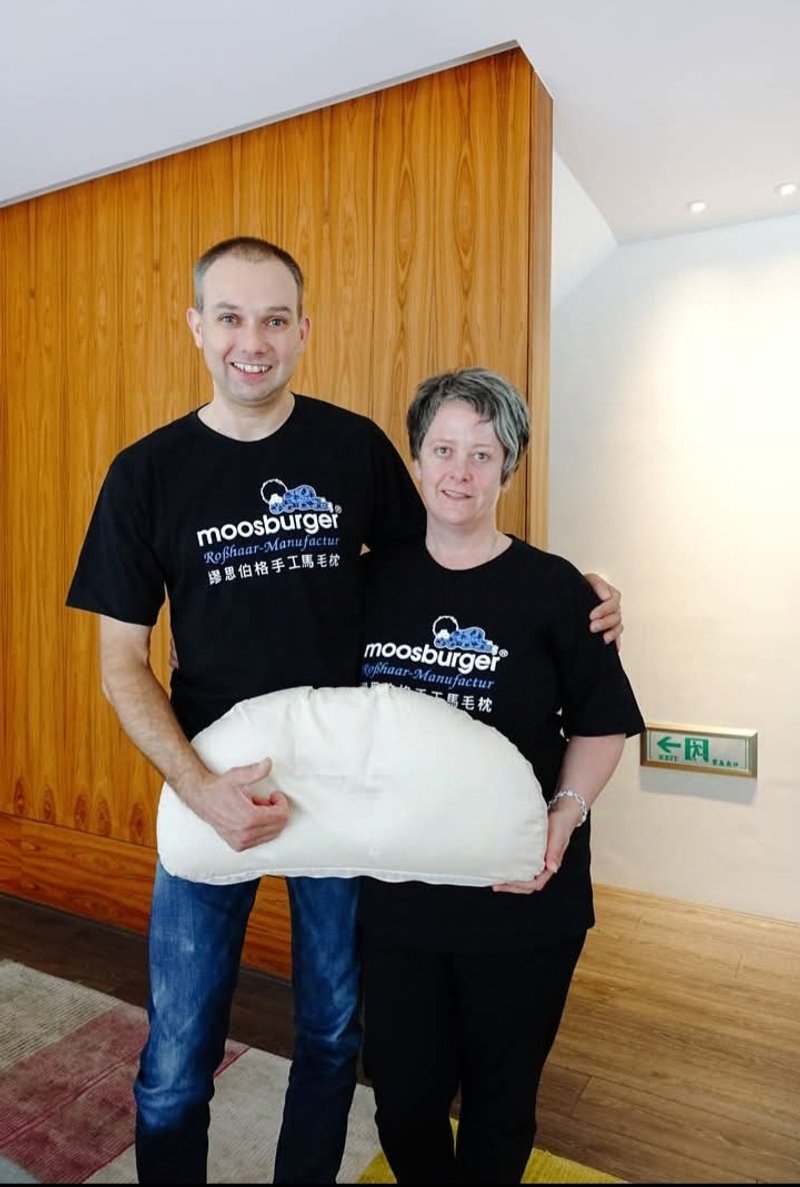 ホースヘア横向き寝用B枕（牛尾毛スプリングフィル） - 枕・クッション - その他の素材 