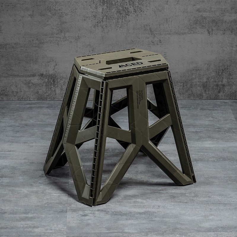 Military style thickened folding stool (high) - military green - load bearing 100kg - ชุดเดินป่า - พลาสติก 