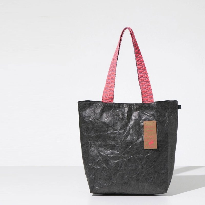 Miyansol韓國皺皺托特包(長背帶)-J.竹碳莓果 防水輕量通勤款 - 側背包/斜背包 - 紙 黑色