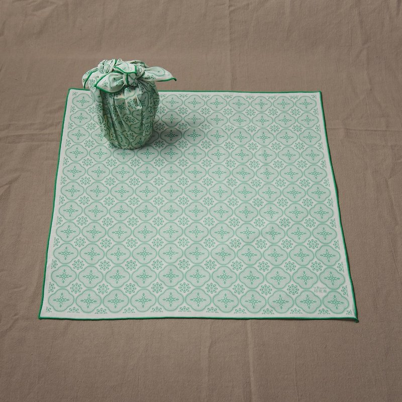 Furoshiki Cloth/Begonia Glass Pattern/Glaze Green - ผ้าเช็ดหน้า - ผ้าฝ้าย/ผ้าลินิน สีเขียว