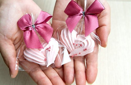 幸福朵朵 婚禮小物 花束禮物 婚禮小物-最愛心型馬林糖 喜糖包 | 送客喜糖 生日分享 情人節