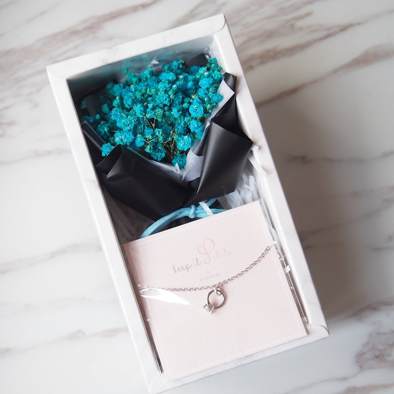 [Cloud Pattern Gift Set] Dry Blue Star Bouquet + Mini Ring Bracelet - สร้อยข้อมือ - วัสดุอื่นๆ สีน้ำเงิน