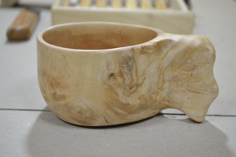 Handcrafted Birch Wooden Kuksa Bushcraft Mug and Home Decoration - แก้วมัค/แก้วกาแฟ - ไม้ สีนำ้ตาล